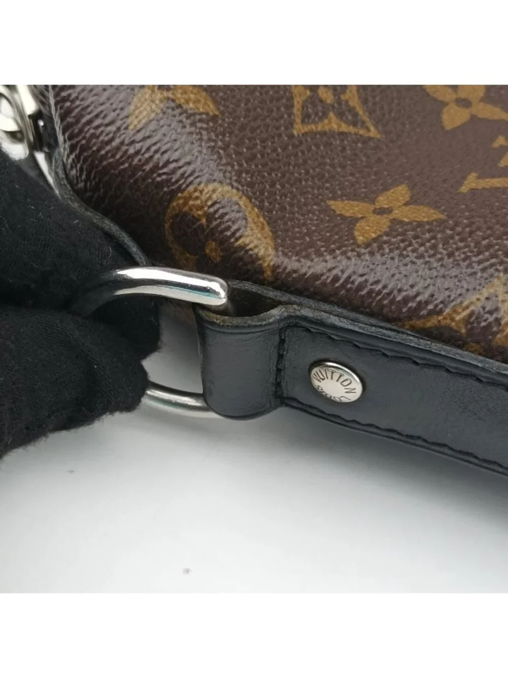 Louis Vuitton brand louis